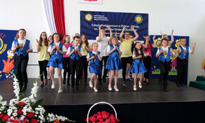 Występy zespołów: „Triolki” pod opieką państwa Burcanów oraz „Majeranki” prowadzone przez panią Dorotę Majerczyk.